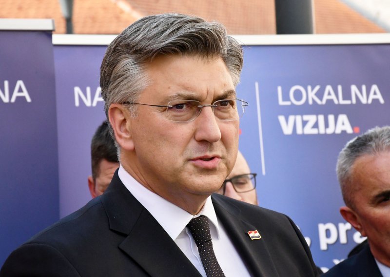 Plenković u Zadru: Naši kandidati su nacionalna snaga i lokalna vizija