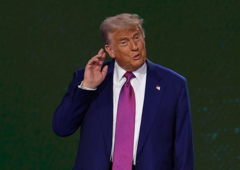 Trump: Neće doći do pomaka u pregovorima dok se ne sastanemo Putin i ja