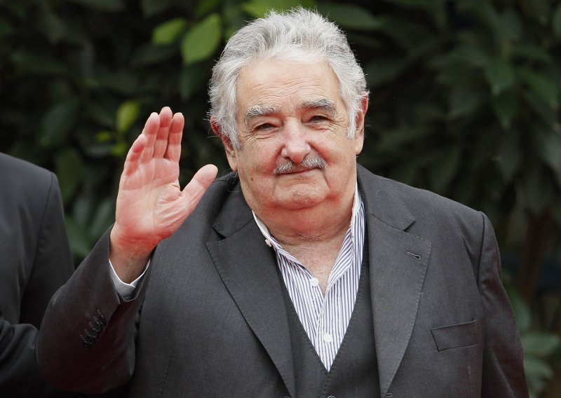 Predsjednik Mujica primio autostopera