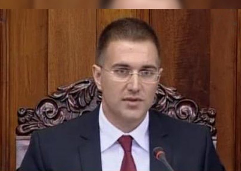Ministar policije Stefanović glavna zvijezda spašavanje bebe