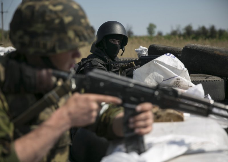 Ukrajinska vojska napreduje prema Donecku