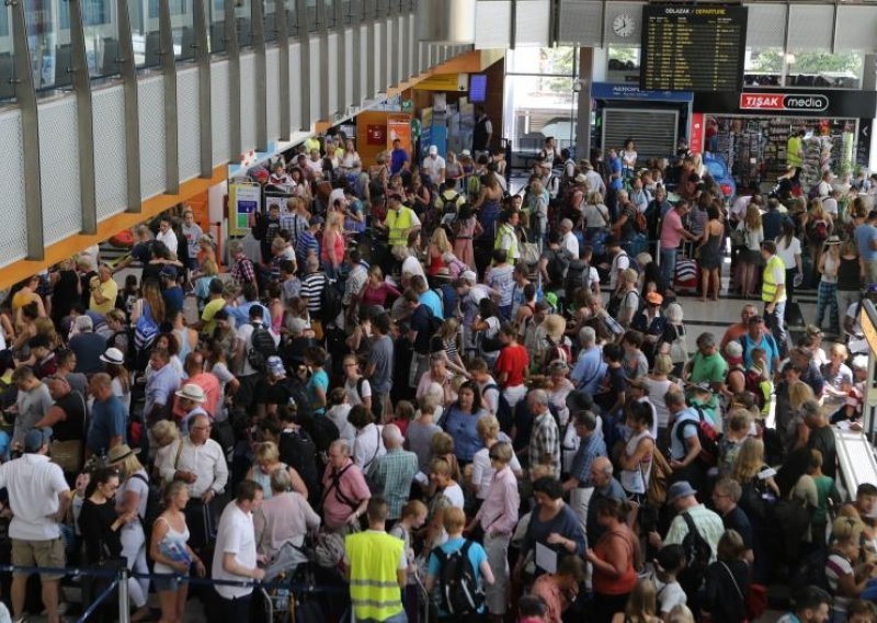 Rekordni broj putnika u splitskoj gradskoj i zračnoj luci