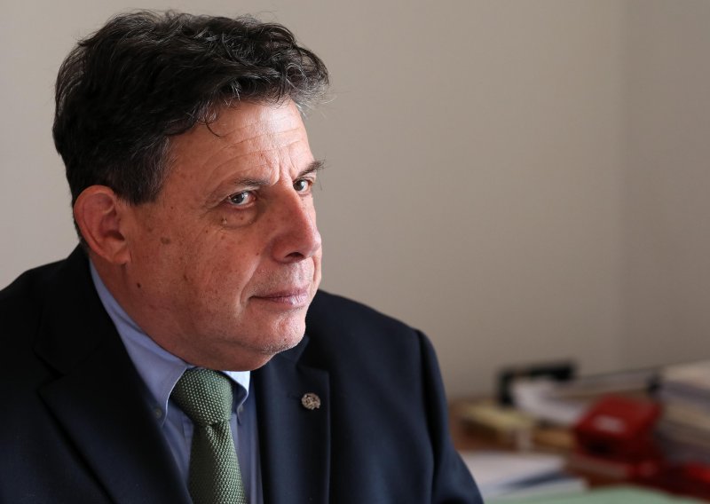 Bivši predsjednik Vrhovnog suda kaže da se Milanović ponaša diktatorski: Prvi put sam u ovoj poziciji