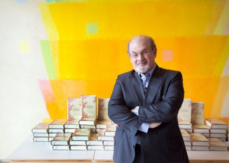 Iranski mediji sakupili 600 tisuća dolara za smaknuće Salmana Rushdieja!