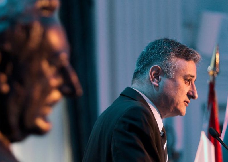 Karamarko: Only thing to re-examine is date of next election