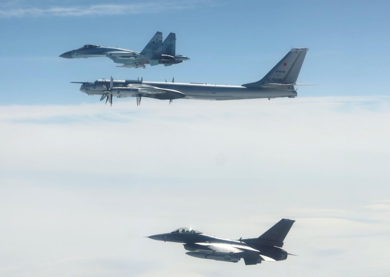 Bliski susret kod Aljaske: SAD podigao avione kako bi presreli četiri ruska ratna zrakoplova