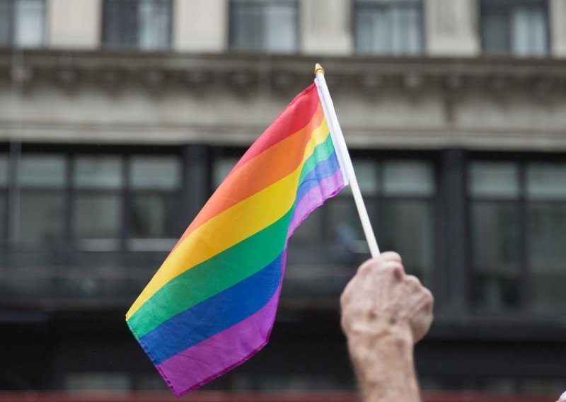 LGBT zajednica zgrožena predizbornom kampanjom