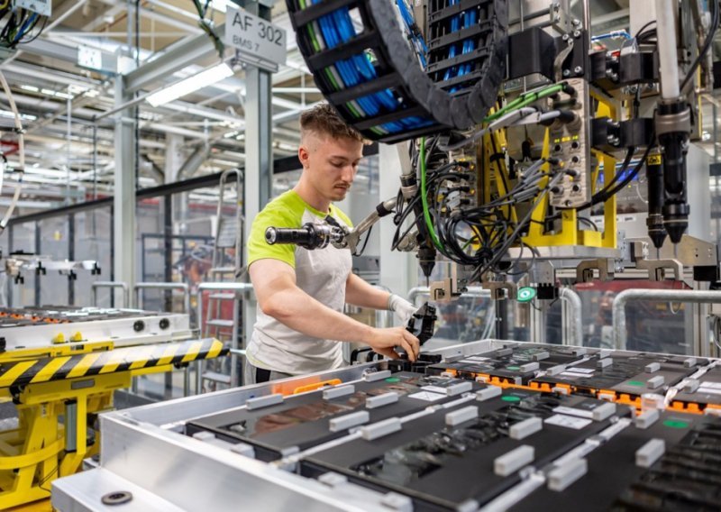 Industrijska čarolija u srcu Europe: Padaju rekordi, ali idilu kvari opasno upozorenje