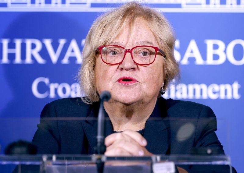 Mrak Taritaš: Lista na kojima nema barem 40 posto žena treba biti nevažeća
