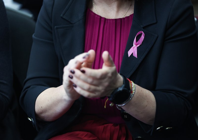 Svaka deveta žena oboli od raka dojke: 'Pacijentice ne smiju mjesecima čekati dijagnostičke pretrage'