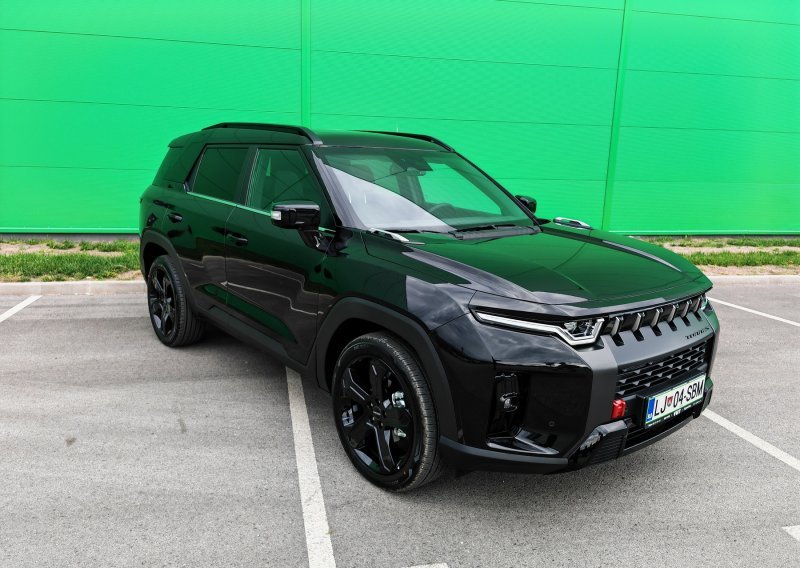 Isprobali smo novi KGM Torres Hybrid: Robustan terenac sa samopunjivim hibridnim pogonskim sklopom