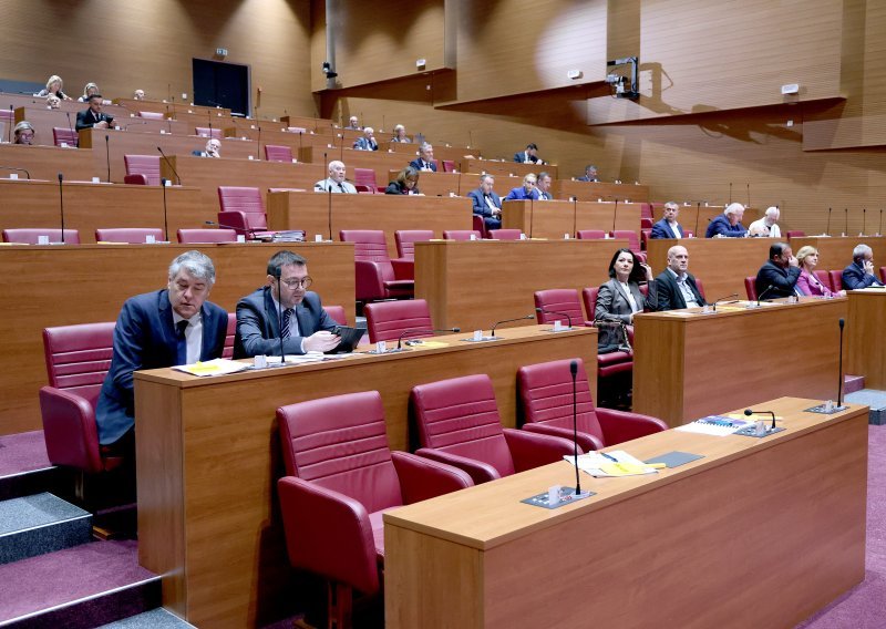 Sabor rebalansirao proračun: Amandmani oporbe nisu prošli