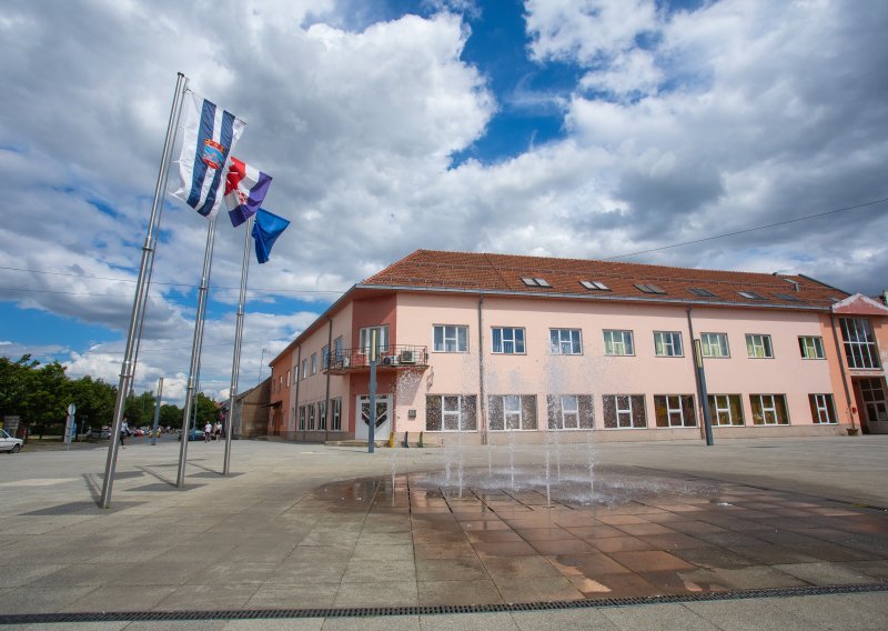 SDP-ovci upozoravaju na probleme u slavonskoj tvrtki: Prošle godine propao plan za pročistače