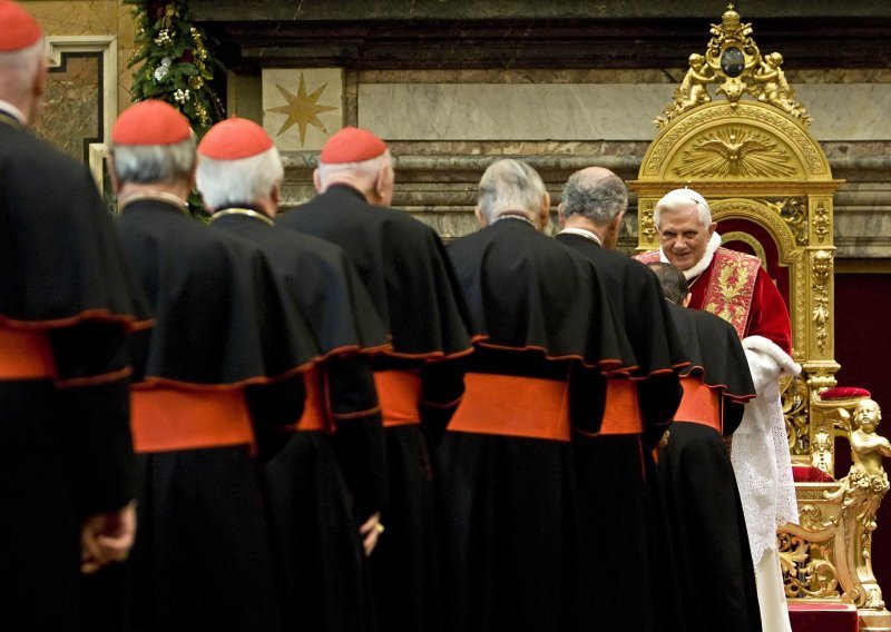 Benedikt XVI u subotu imenuje 22 nova kardinala