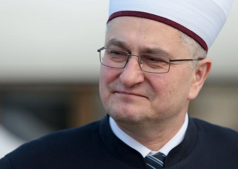 Islamska zajednica: Nismo izrazili podršku Hasanbegoviću