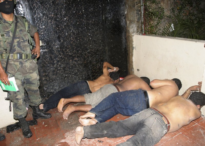 Američke letjelice u borbi protiv meksičkih narko-bandi