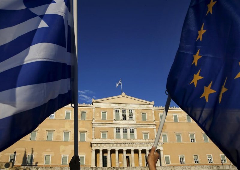 Grčka odobrila paket mjera štednje