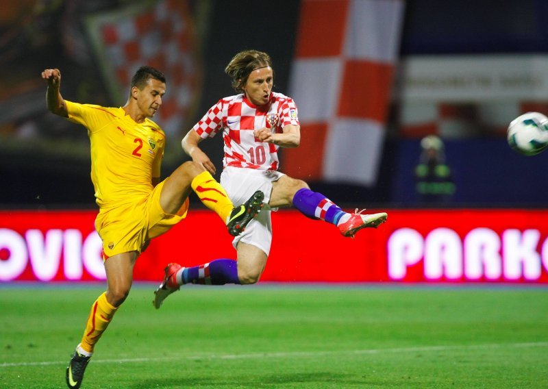 Jelavic gives Croatia 1-0 win over Macedonia