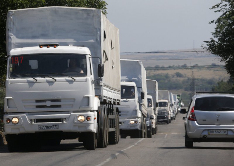 Ruski konvoj prešao granicu, Ukrajina: To je invazija!
