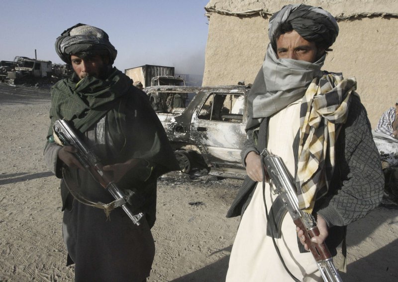 Osam mrtvih u napadu talibana na banku