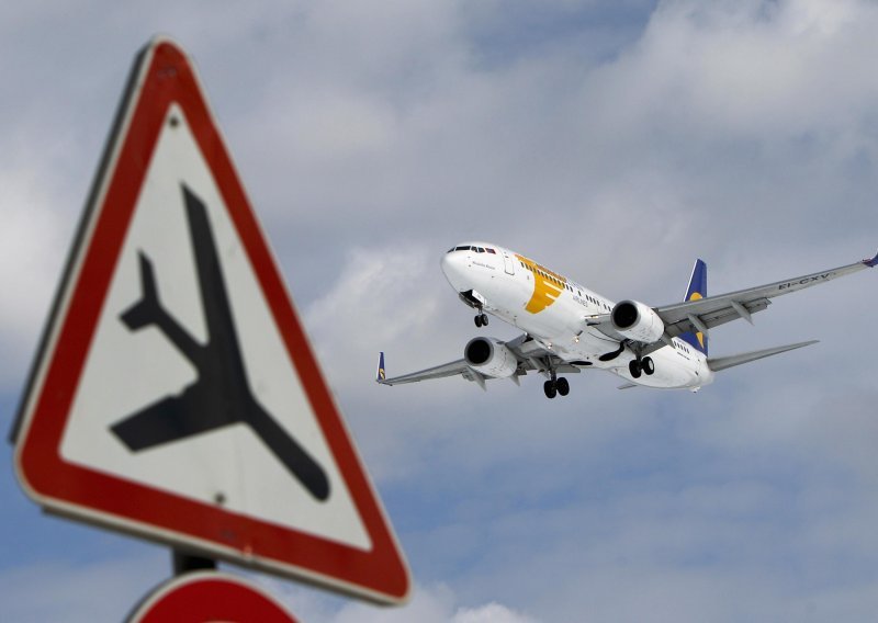Zrakoplov prema Turskoj morao prisilno sletjeti u Beču