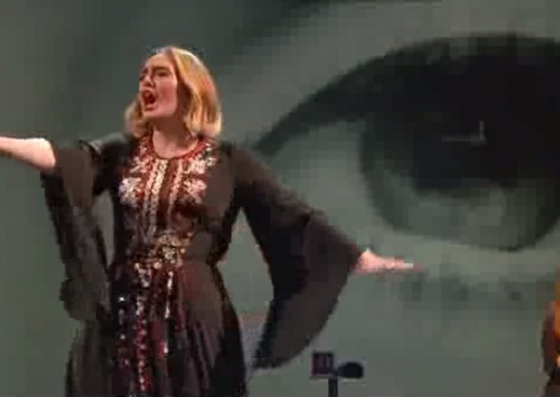 Emotivna Adele kao Mišo: Samo je podigla ruke…