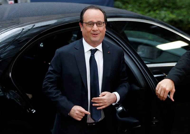 Hollandeovi povjerljivi razgovori izazvali šok