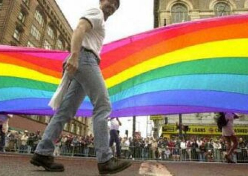 Ruska policija rastjerala gay aktiviste