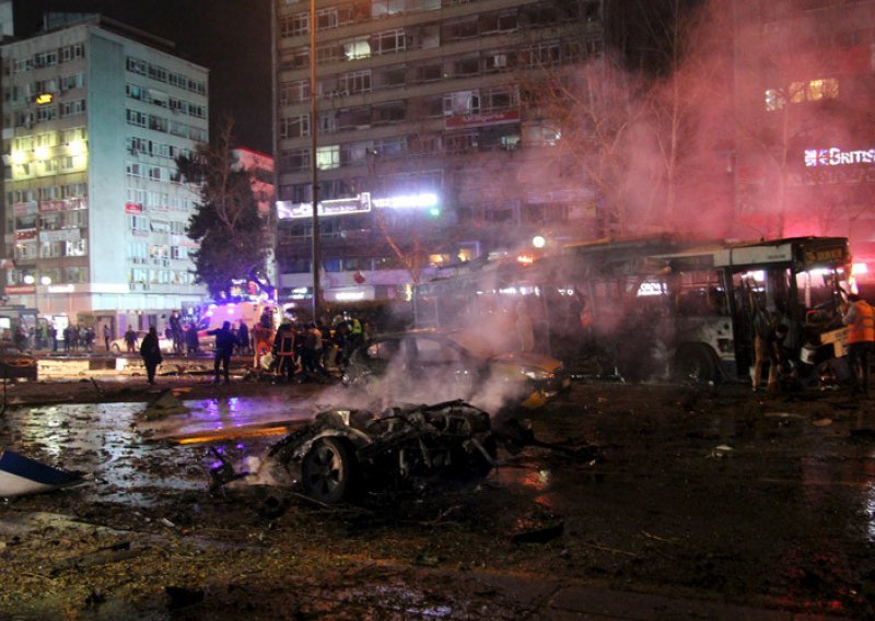 Eksplozija u Ankari, 25 mrtvih i 75 ranjenih