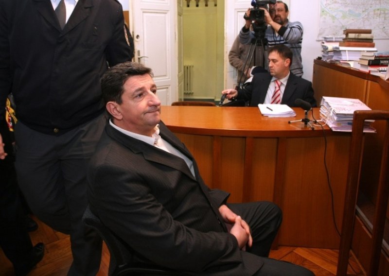 Sačić optužen za zataškavanje ratnog zločina u Gruborima