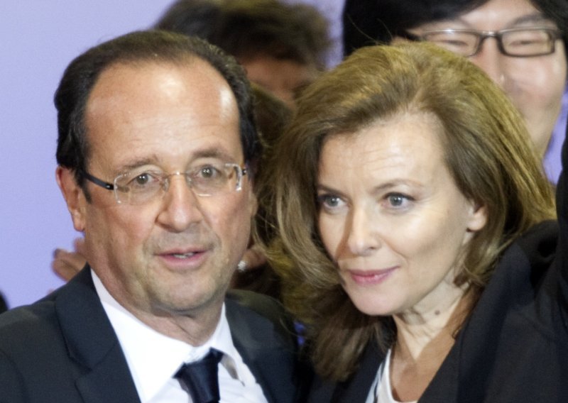 Hollande ima jaču poziciju čak i od Mitteranda