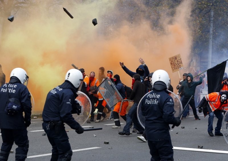 Nasilni prosvjedi u Bruxellesu protiv mjera štednje