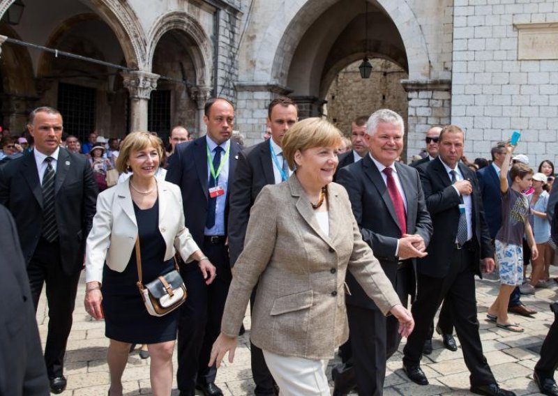 Muk njemačkih medija o Merkel u Dubrovniku