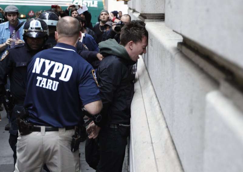 Njujorška policija hapsi prosvjednike