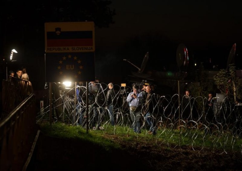 Slovenija tvrdi da žicom nije prešla graničnu crtu s Hrvatskom