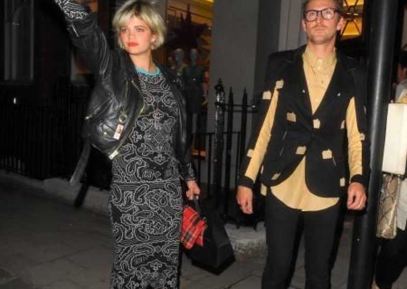 Pixie Geldof neodoljiva u pripijenoj haljini