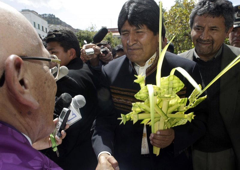 Bolivijski predsjednik počeo štrajk glađu