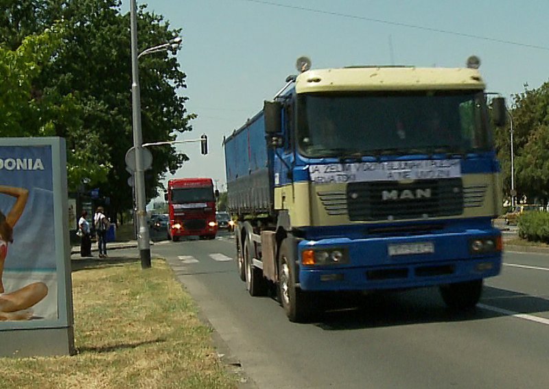 'Šljunčari' kamionima protutnjali Vukovarskom