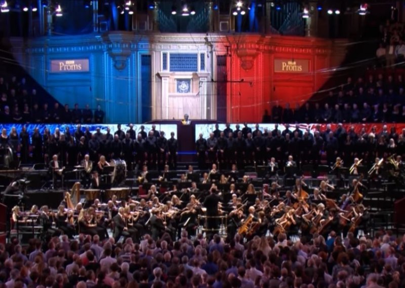 Dirljiva posveta: BBC Proms počeo Marseljezom