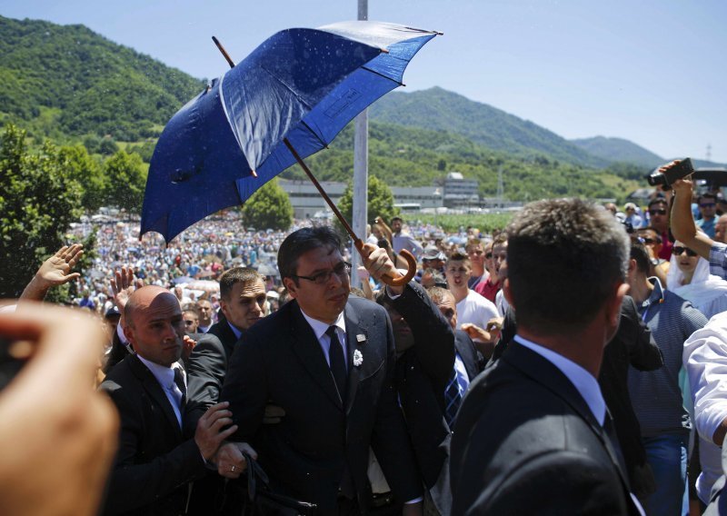 'Dok Srbija niječe genocid u Srebrenici njezini dužnosnici nepoželjni'
