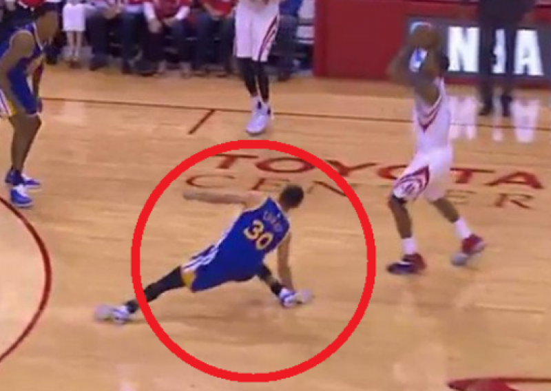 Panika kod NBA prvaka; Curry proklizao i teško ozlijedio koljeno!