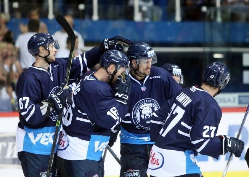 Medveščak novom pobjedom ostao u samom vrhu KHL-a!