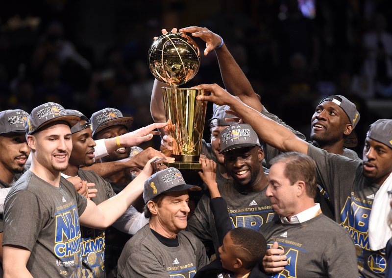 Golden State Warriorsi uzeli NBA titulu nakon 40 godina!
