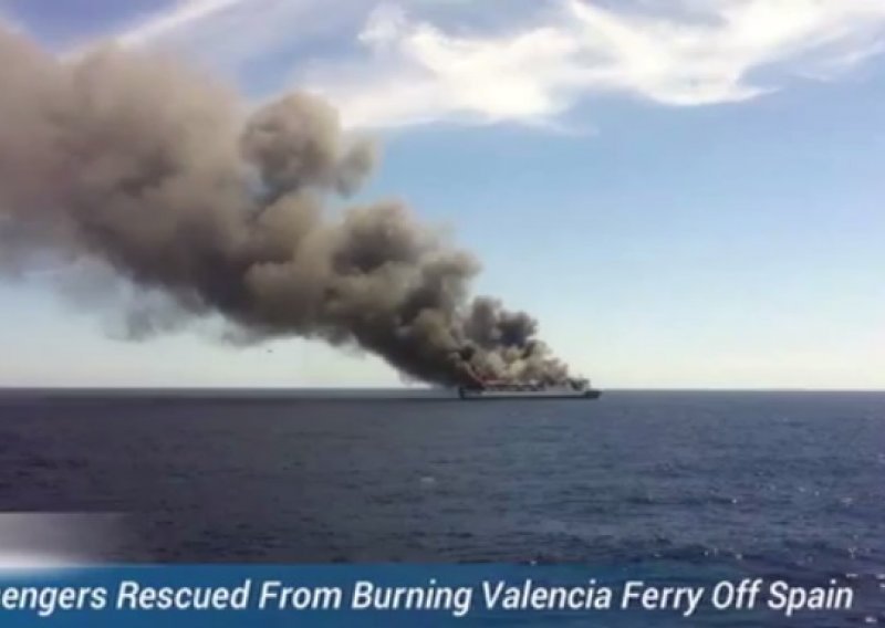 Zbog požara evakuiran trajekt kod Baleara, četvero ozlijeđenih