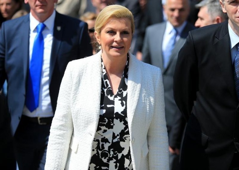 Predsjednica Grabar-Kitarović posjetila 'Sunčicu' i branitelje