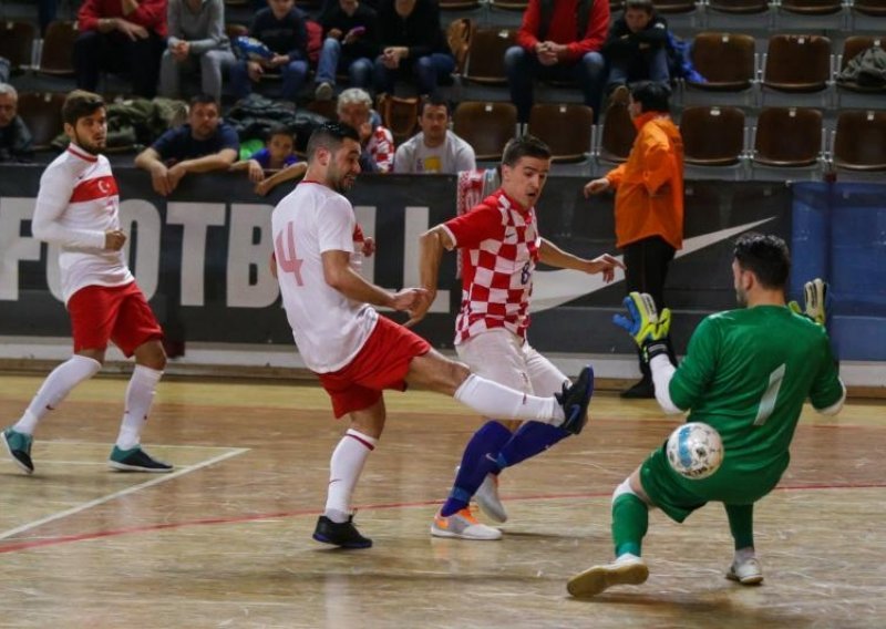 Futsal: Hrvatska uraganski krenula prema EP-u u Srbiji