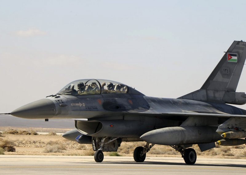 Jordanski avioni nemilosrdno izbombardirali 'Islamsku državu'