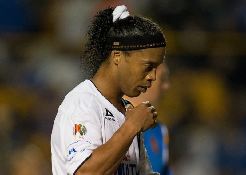 Ronaldinho nestao, u klubu svjesni što to znači!