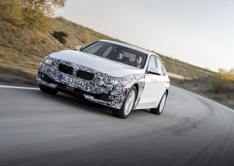 Hibridna BMW serija 3 ima 245 KS; troši 2 l na 100 km