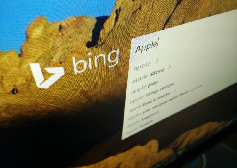 Nakon Googlea na iUređajima - Bing, Bing posvuda